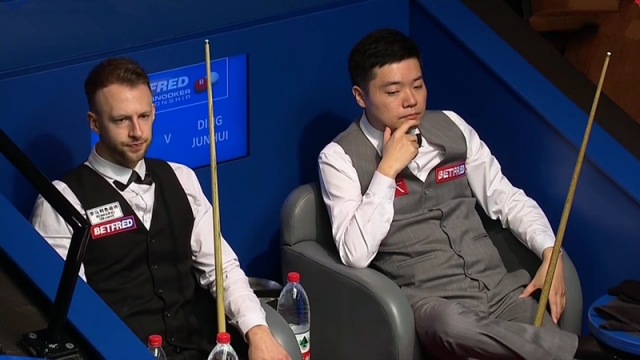 斯在后方的 斯在后方的