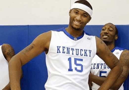 在社会各界 在社会各界