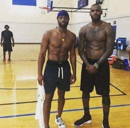 他多次在关 他多次在关